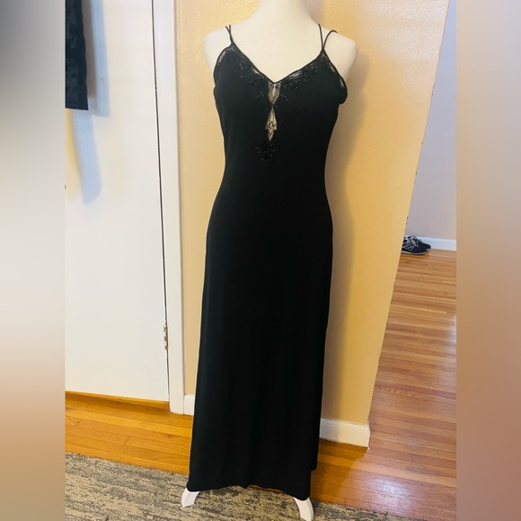 Cache Dress - Picture 2 of 7